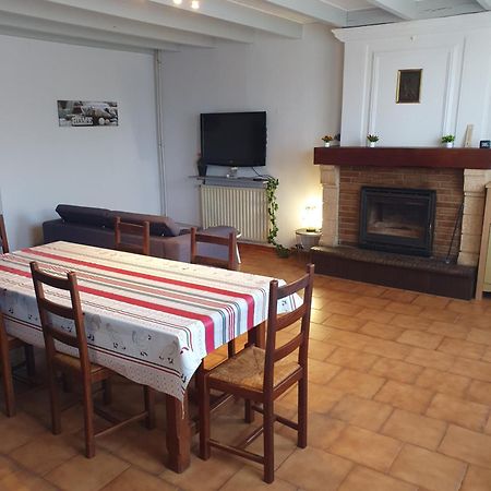 Maison 2 Chambres Au Calme Saint-Bonnet-sur-Gironde 外观 照片
